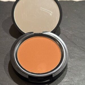 NY Collection Warm Bronze Contour Powder